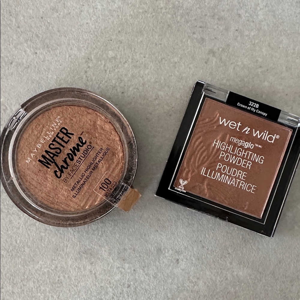 Maybelline Master Chrome Metallic Highlighter - Champagne Gold